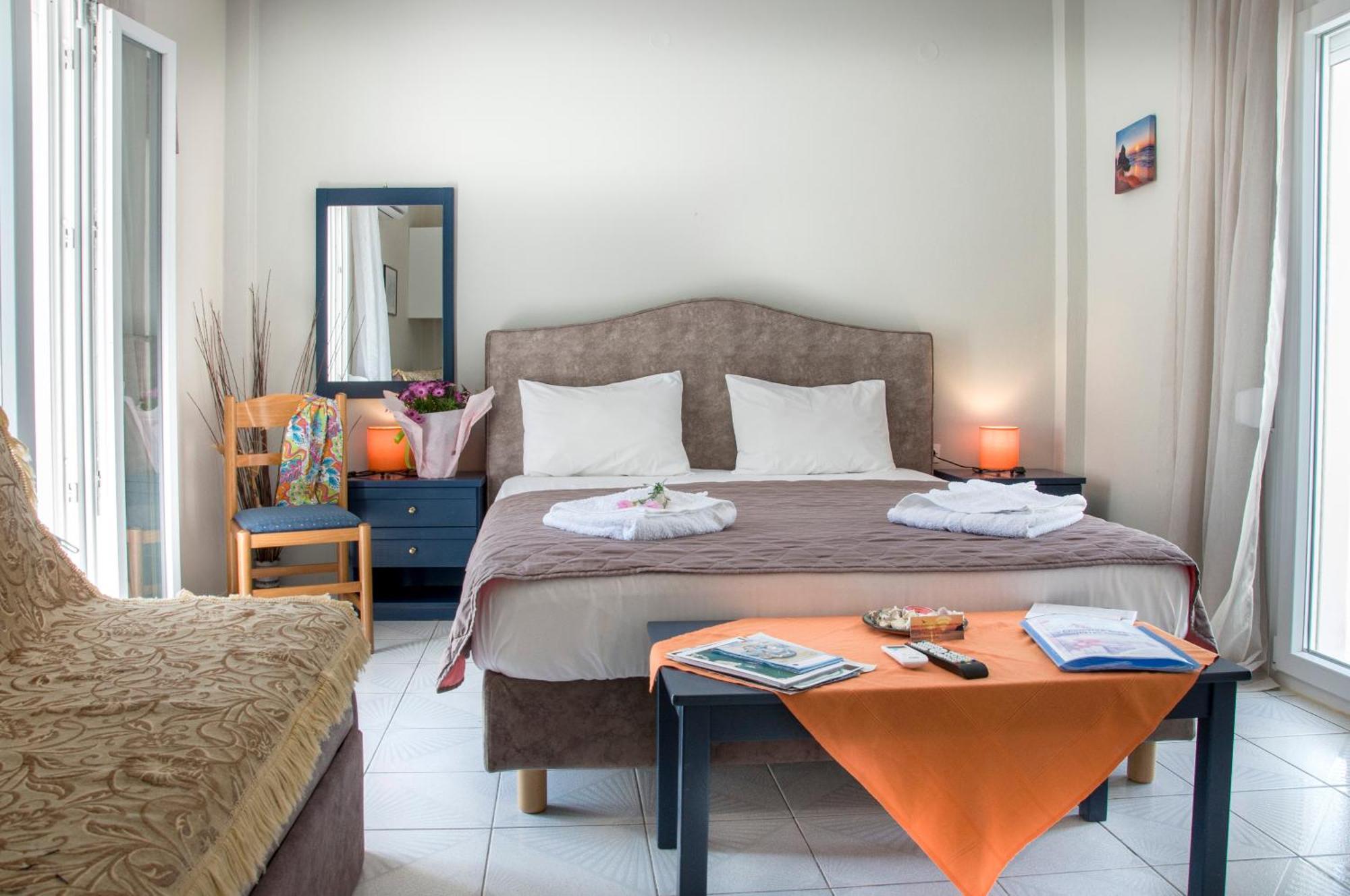Christina Rooms Adamantas  Exterior foto