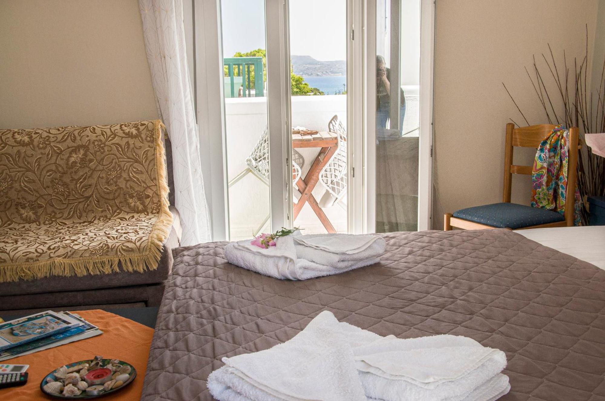 Christina Rooms Adamantas  Exterior foto
