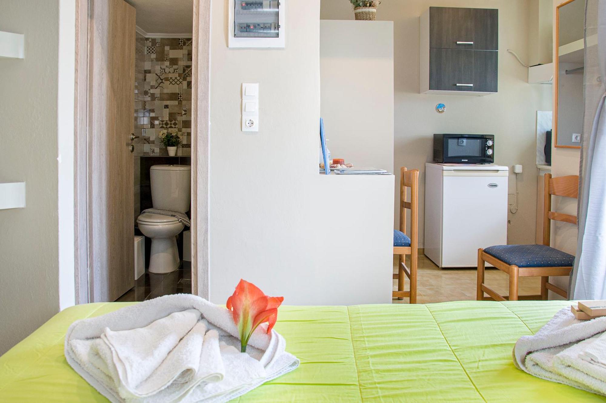 Christina Rooms Adamantas  Exterior foto