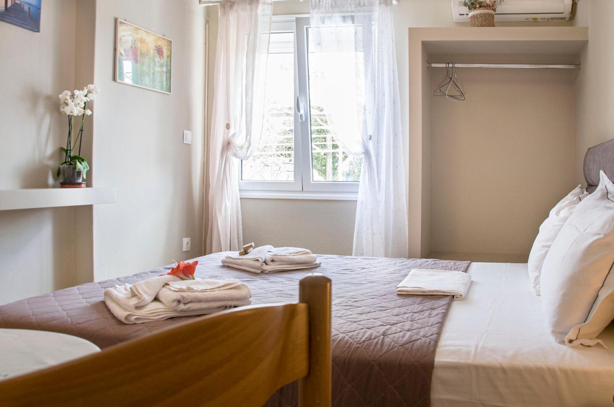 Christina Rooms Adamantas  Exterior foto
