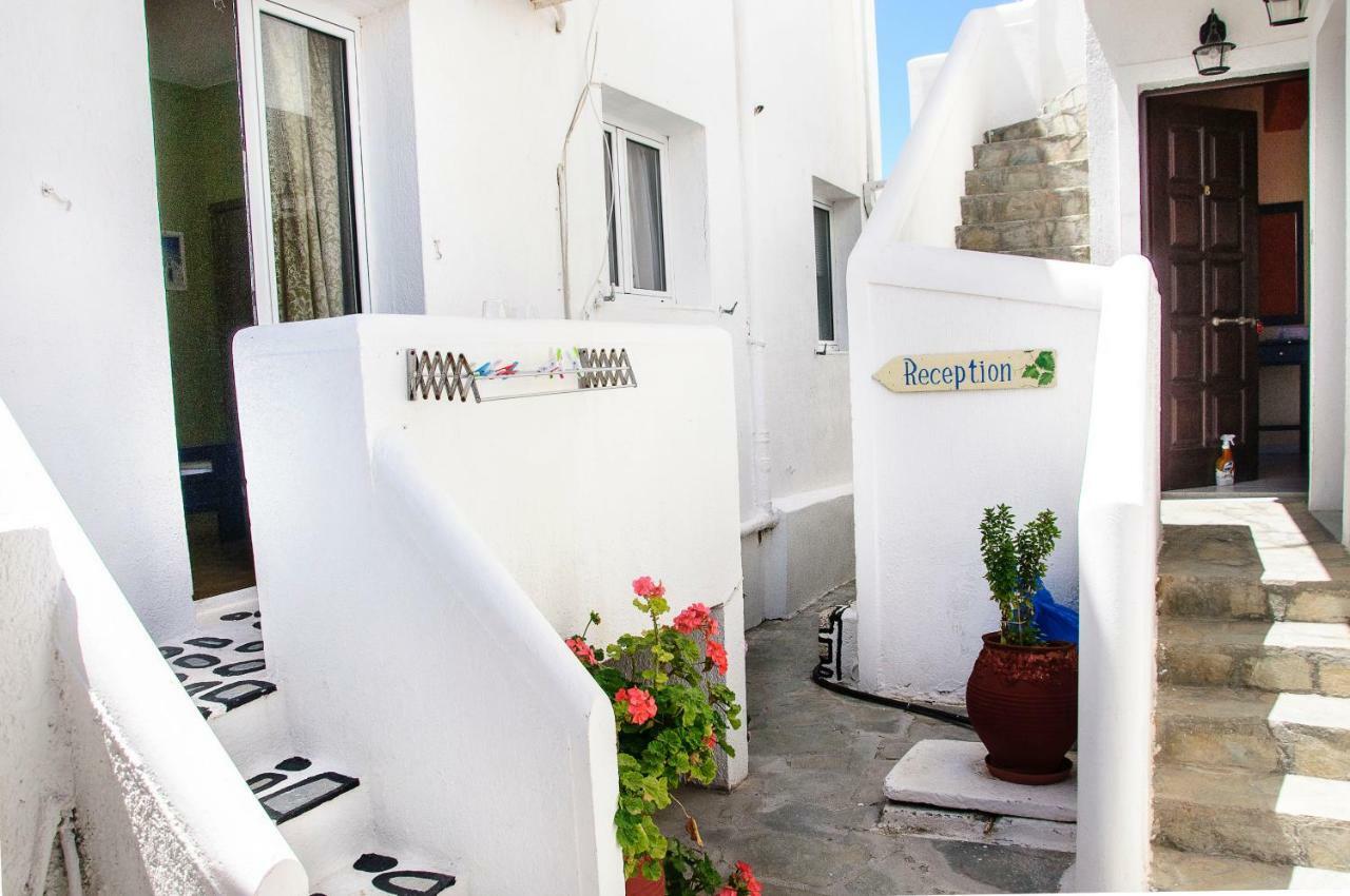 Christina Rooms Adamantas  Exterior foto